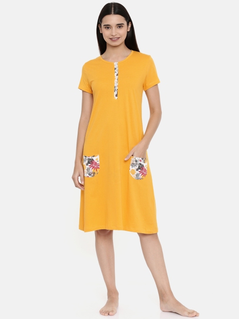 

zebu Women Yellow Solid Nightdress