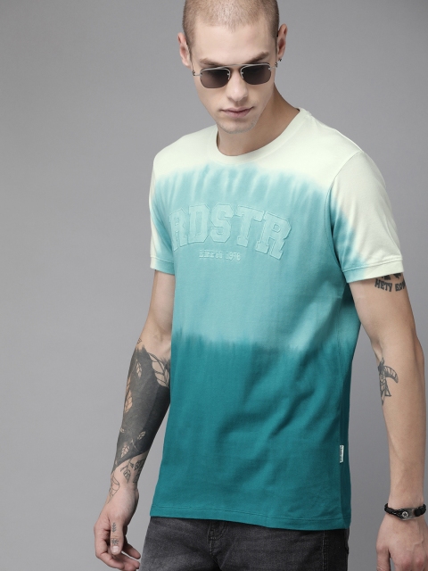 

Roadster Men Blue & White Ombre Colourblocked Round Neck T-shirt