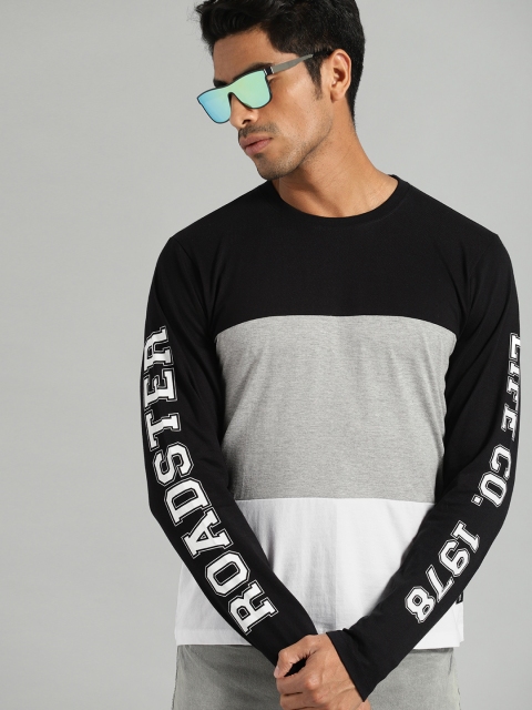 

Roadster Men Black & Grey Melange Colourblocked Round Neck T-shirt