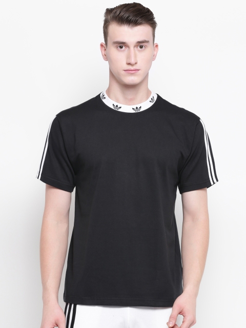 

ADIDAS Originals Men Black Trefoil Rib Solid Round Neck T-shirt