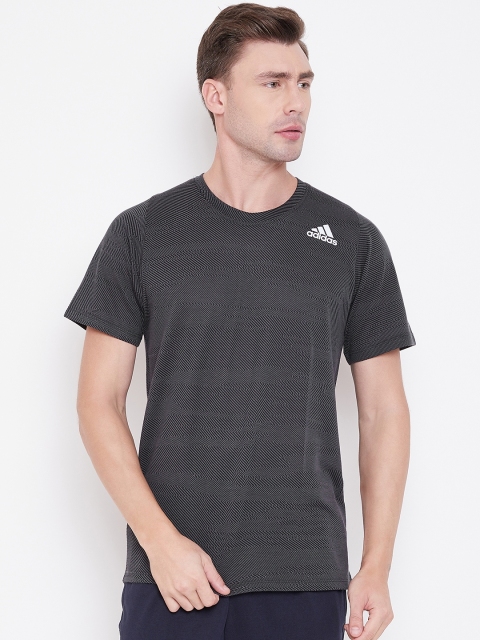 

ADIDAS Men Charcoal Grey Self Design Freelift Winterized Jacquard Training T-shirt