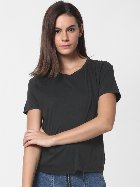 

ONLY Women Black Solid Round Neck T-shirt