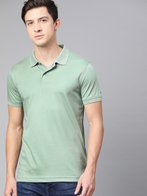 

Tommy Hilfiger Men Green Tailored Fit Solid Polo Collar T-shirt