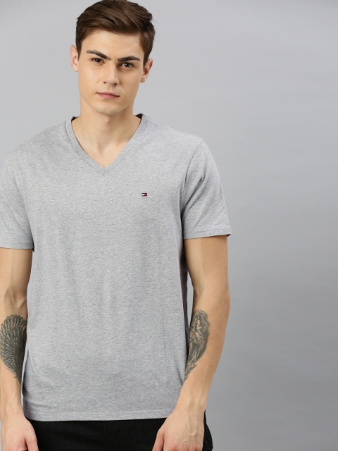 

Tommy Hilfiger Men Grey Solid V-Neck T-shirt