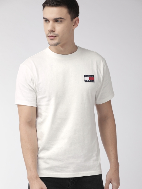 

Tommy Hilfiger Men White Solid Round Neck T-shirt