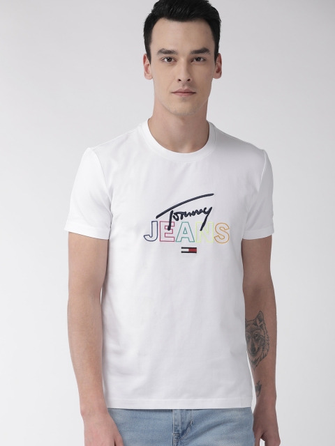 

Tommy Hilfiger Men White Solid Round Neck T-shirt