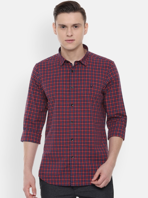 

Allen Solly Sport Men Red & Navy Blue Slim Fit Checked Casual Shirt