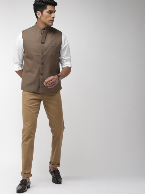 

Indian Terrain Men Khaki Solid Nehru Jacket