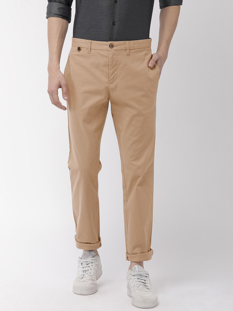 

Tommy Hilfiger Men Brown Slim Fit Solid Chinos