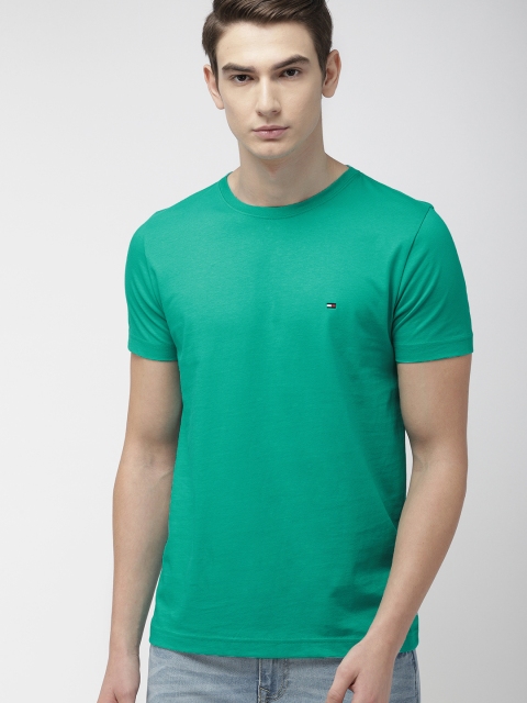 

Tommy Hilfiger Men Green Solid Round Neck T-shirt