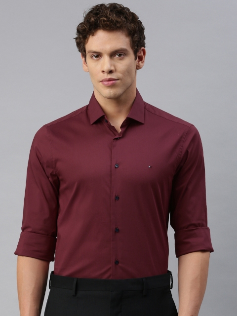

Tommy Hilfiger Men Red Slim Fit Solid Semiformal Shirt
