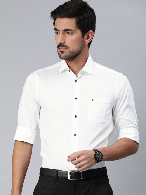 

Tommy Hilfiger Men White Tailored Regular Fit Self Design Formal Shirt