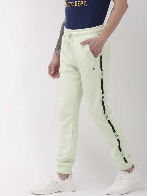 

Tommy Hilfiger Men Off-White Solid Straight Fit LH FLEECE SWEAT Joggers