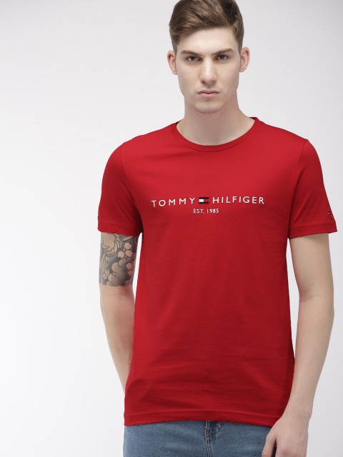 

Tommy Hilfiger Men Red Solid Round Neck T-shirt
