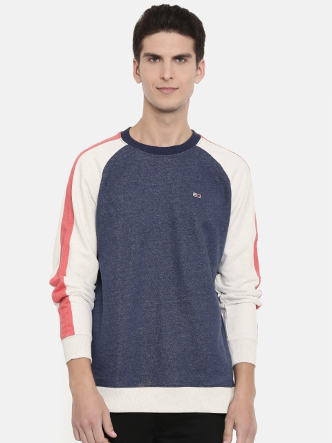 

Tommy Hilfiger Men Blue & Off-White Solid Sweatshirt