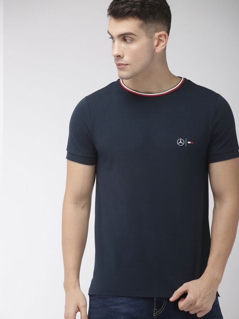 

Tommy Hilfiger Men Navy Blue Solid Round Neck T-shirt