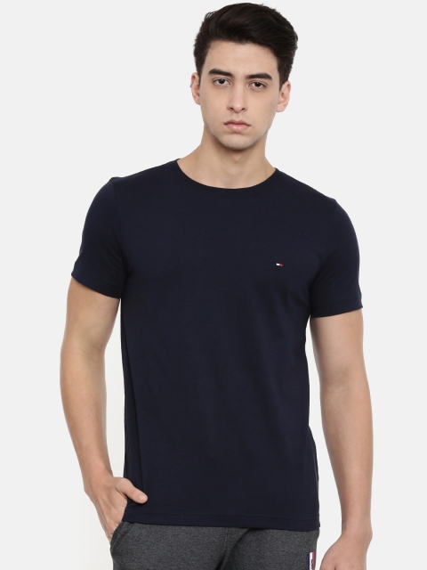 

Tommy Hilfiger Men Navy Blue Solid Round Neck T-shirt