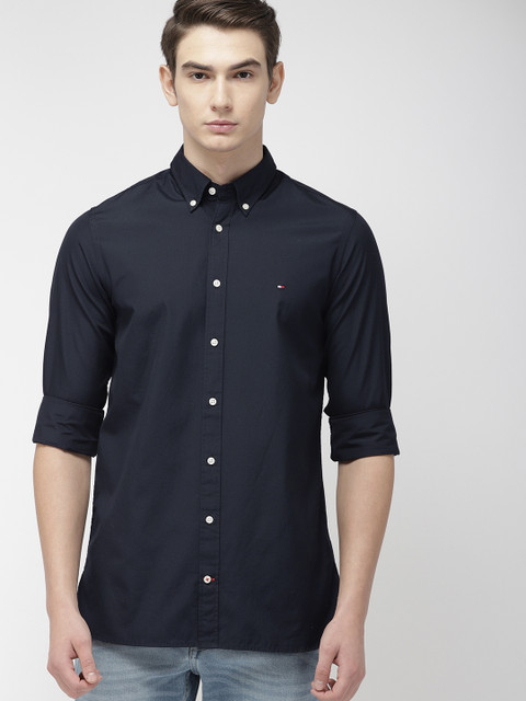 

Tommy Hilfiger Men Navy Blue Regular Fit Solid Casual Shirt