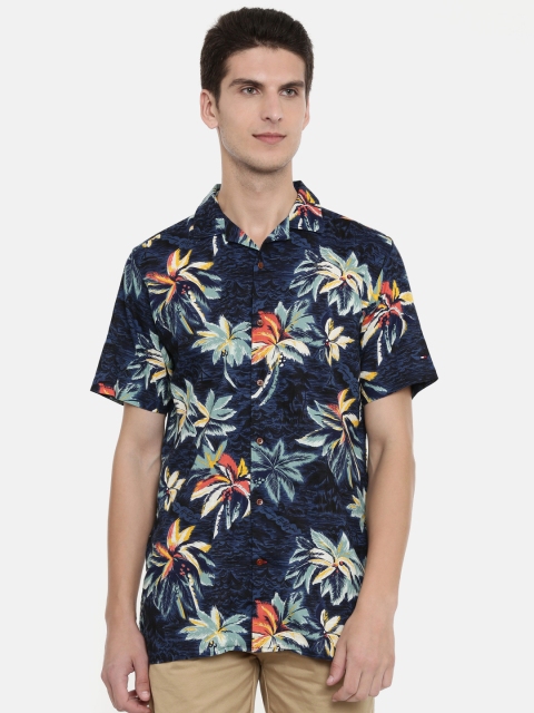 

Tommy Hilfiger Men Navy Blue & Green Regular Fit Printed Casual Shirt