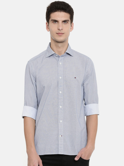 

Tommy Hilfiger Men White & Navy Blue Regular Fit Printed Casual Shirt