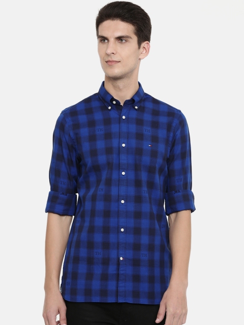 

Tommy Hilfiger Men Blue Slim Fit Checked Casual Shirt
