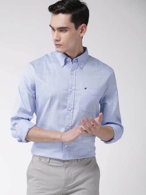 

Tommy Hilfiger Men Blue Regular Fit Checked Smart Casual Shirt