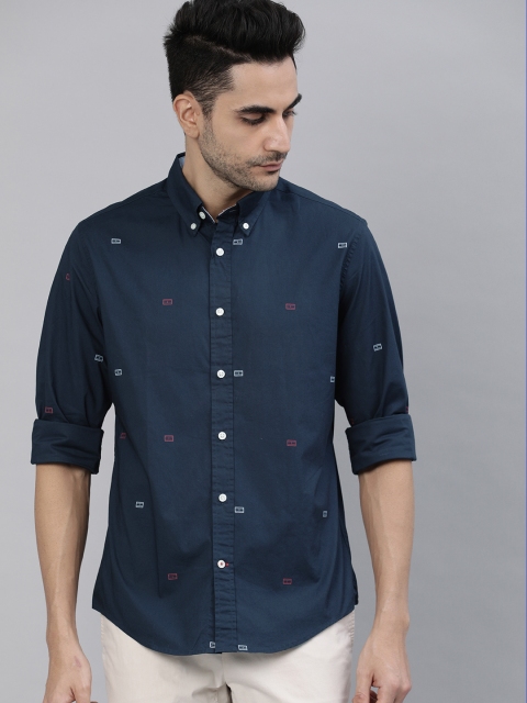 

Tommy Hilfiger Men Navy Blue Regular Fit Printed Casual Shirt