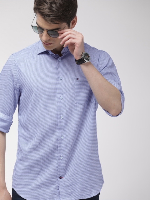

Tommy Hilfiger Men Blue & White Regular Fit Self Design Casual Shirt