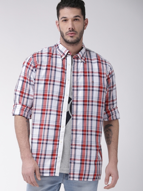 

Tommy Hilfiger Men White & Red Regular Fit Checked Casual Shirt