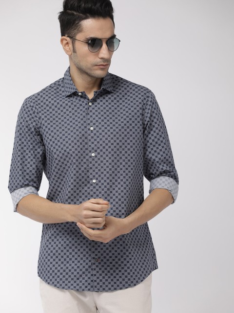 

Tommy Hilfiger Men Navy Blue Printed Slim Fit Casual Shirt