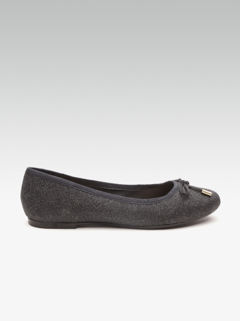 

Carlton London Women Black Shimmer Ballerinas