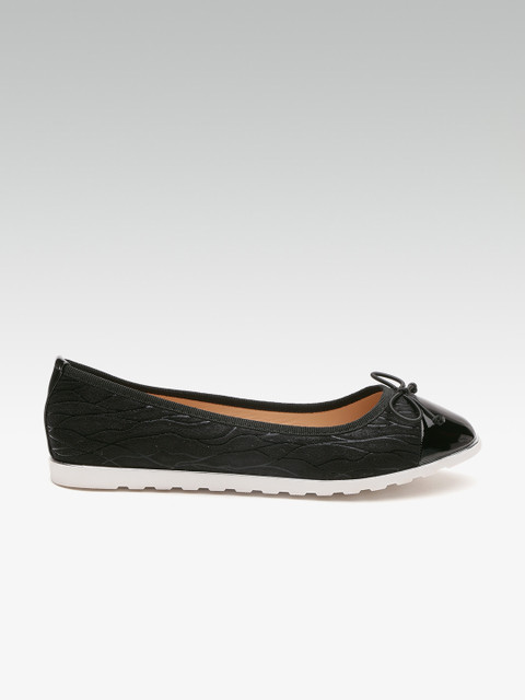 

Carlton London Women Black Textured Ballerinas