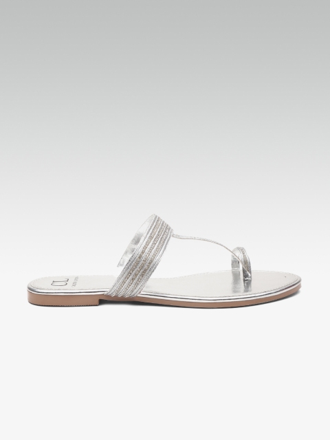 

Carlton London Women Silver-Toned Embellished One Toe Flats