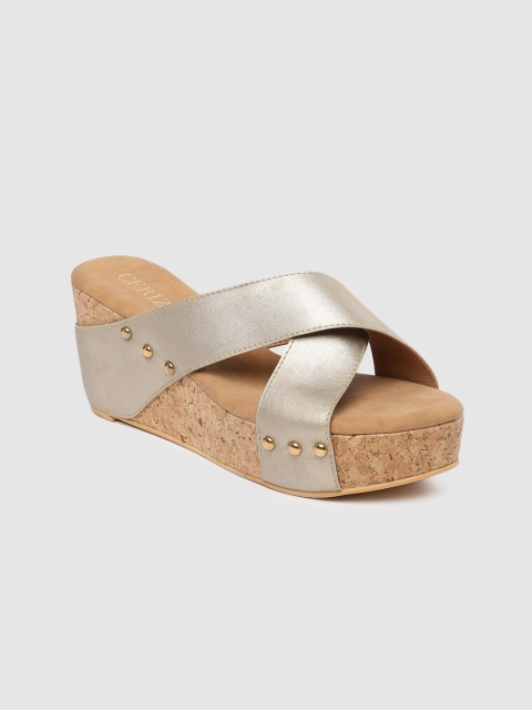 

CERIZ Women Gold-Toned Solid Heels