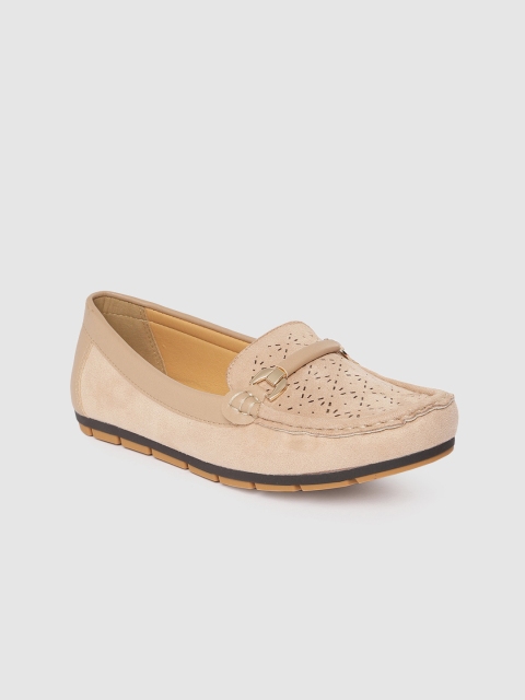 

CERIZ Women Beige Loafers