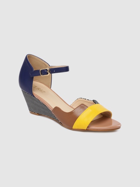 

CERIZ Women Yellow & Blue Colourblocked Sandals