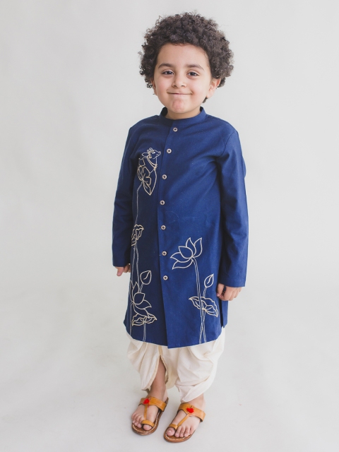 

Tiber Taber Boys Navy Blue & Off-White Embroidered Kurta with Dhoti Pants