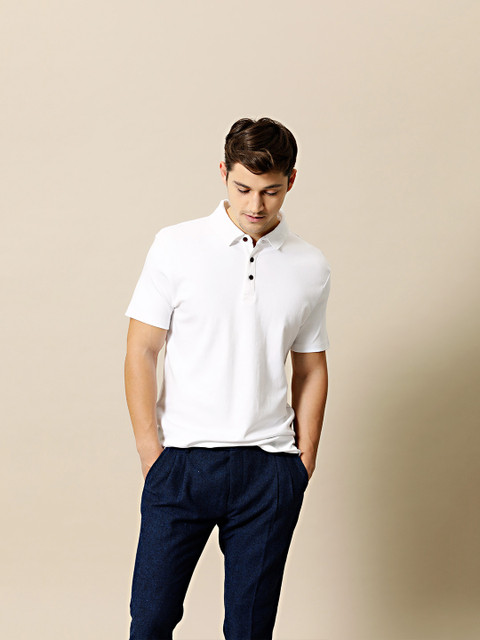 

Mr Bowerbird Men White Tailored Fit Solid Polo Collar T-shirt