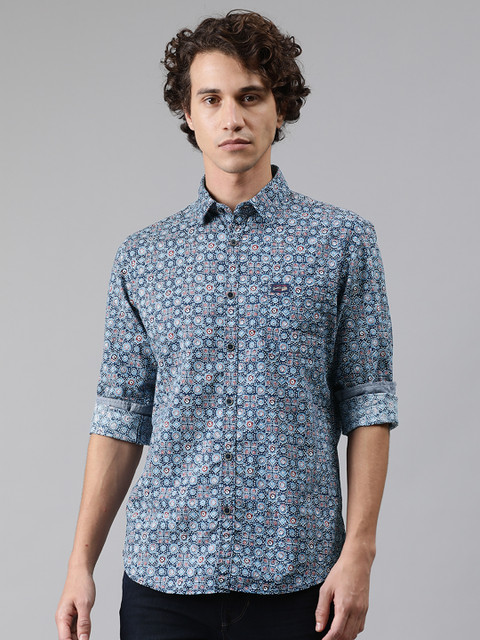 

U.S. Polo Assn. Denim Co. Men Blue & Red Slim Fit Printed Casual Shirt