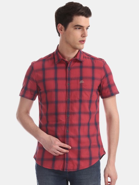 

U.S. Polo Assn. Denim Co. Men Red & Navy Blue Slim Fit Checked Casual Shirt
