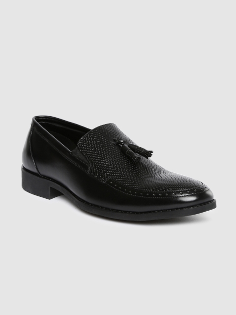 

Peter England Men Black Semiformal Loafers