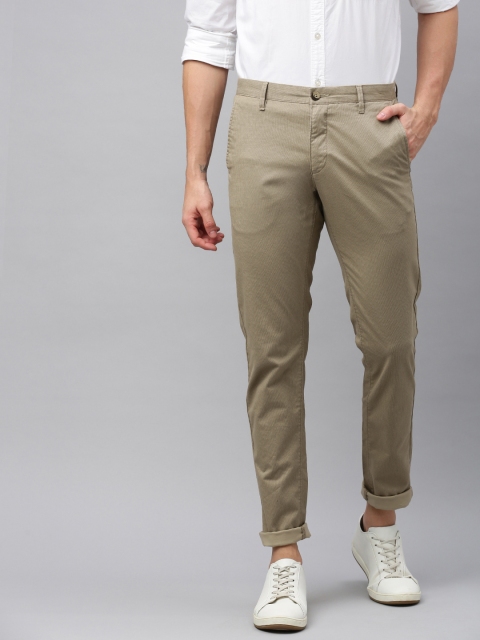

U.S. Polo Assn. Men Beige Austin Trim Fit Solid Regular Trousers