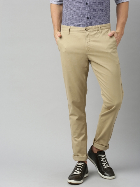 

U.S. Polo Assn. Men Khaki Austin Trim Fit Solid Chinos