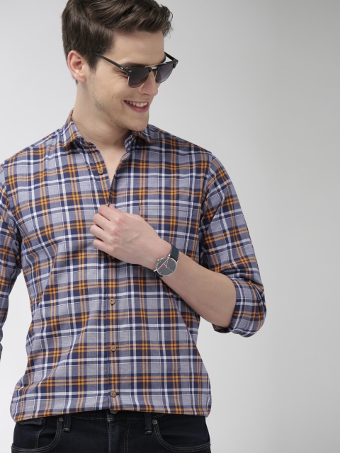 

Mast & Harbour Men Navy Blue & Mustard Yellow Regular Fit Checked Casual Shirt