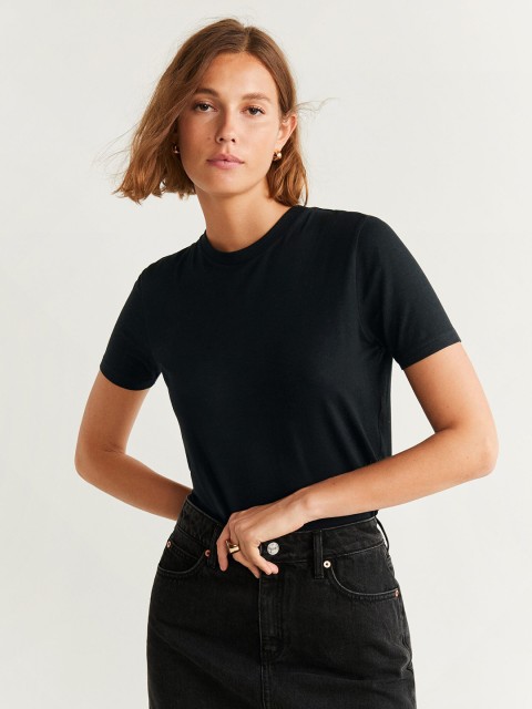 

MANGO Women Black Solid Round Neck T-shirt