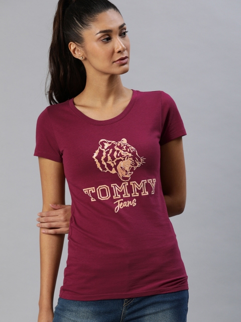 

Tommy Hilfiger Women Burgundy Slim Fit Printed Round Neck T-shirt