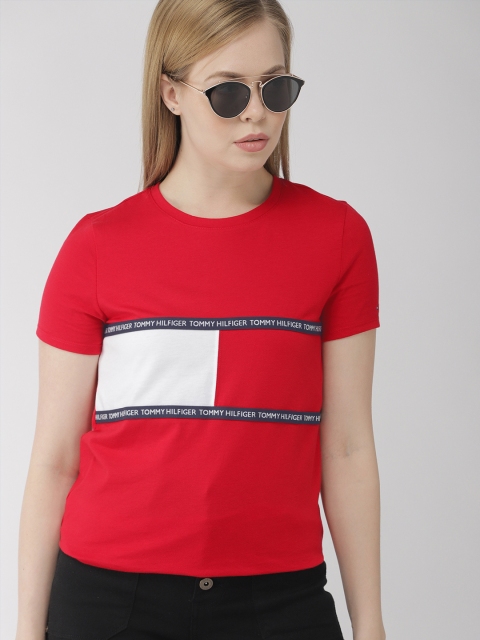 

Tommy Hilfiger Women Red & White Colourblocked Round Neck T-shirt