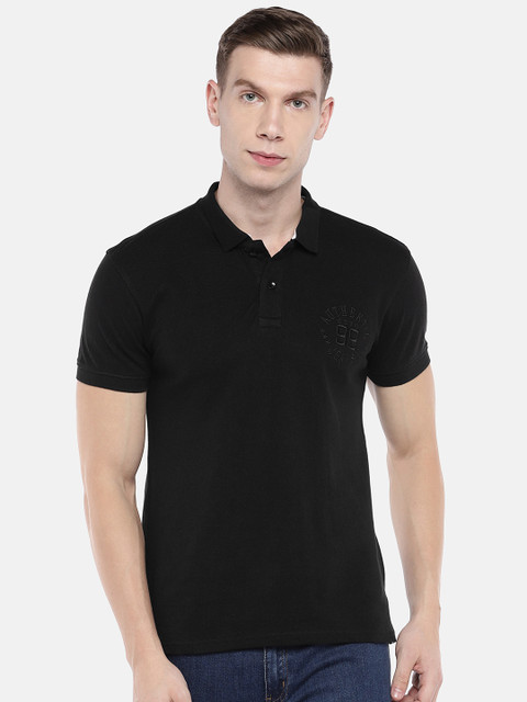 

Globus Men Black Solid Polo Collar T-shirt