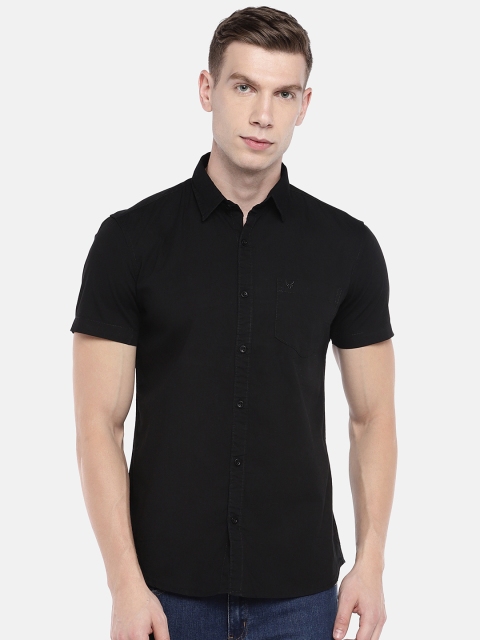 

Globus Men Black Regular Fit Solid Casual Shirt