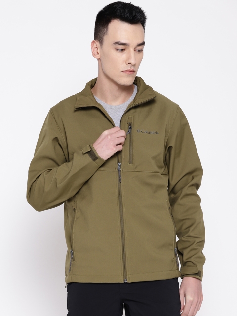

Columbia Men Olive Green Solid Ascender Softshell Jacket